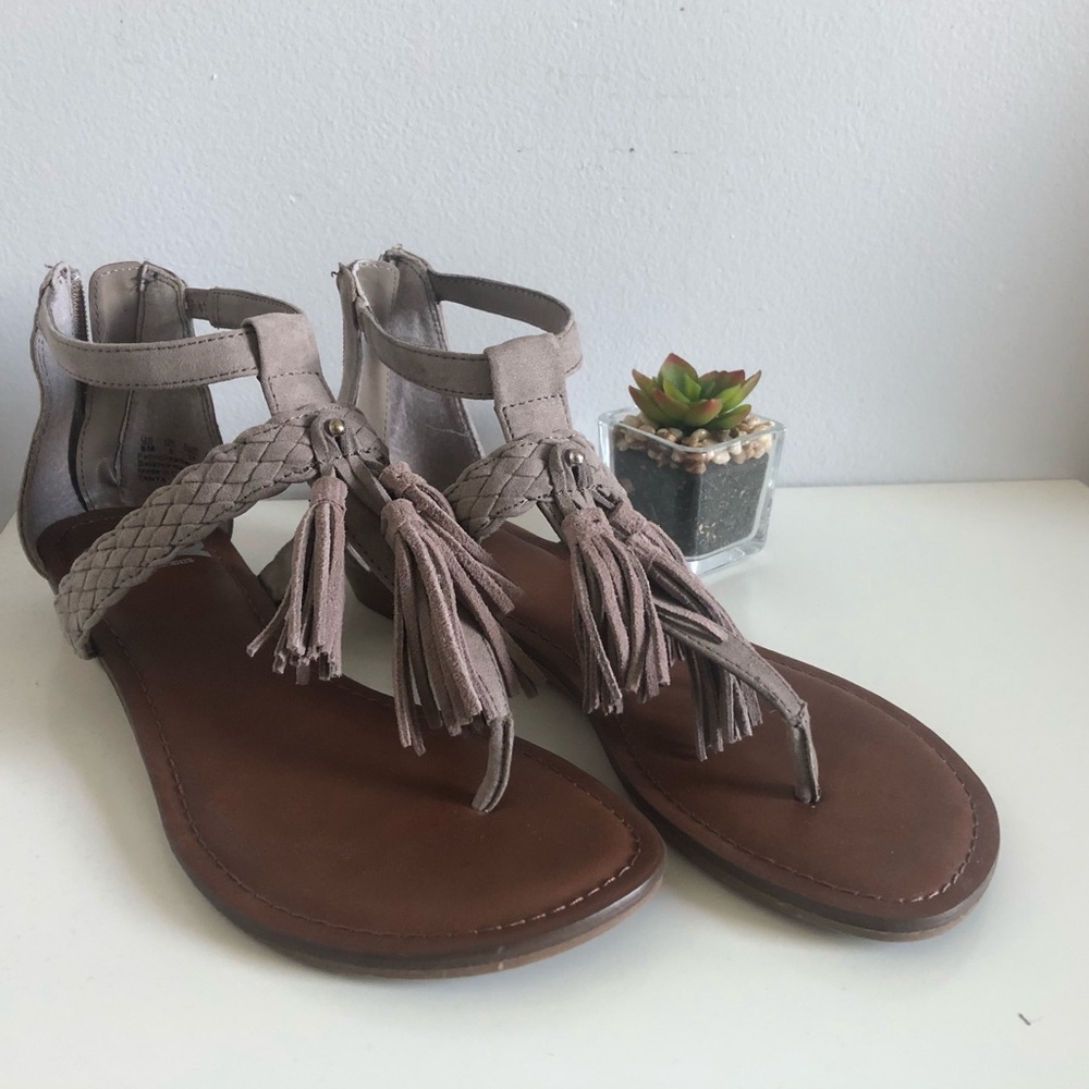 Nude Tassel Flat Sandals size 8 - NEW